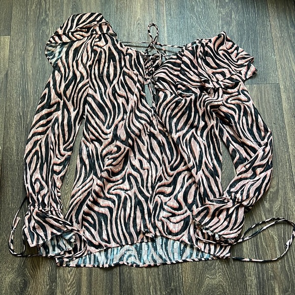 Lana Blouse in Natural Zebra DUNDAS x REVOLVE - Picture 2 of 7